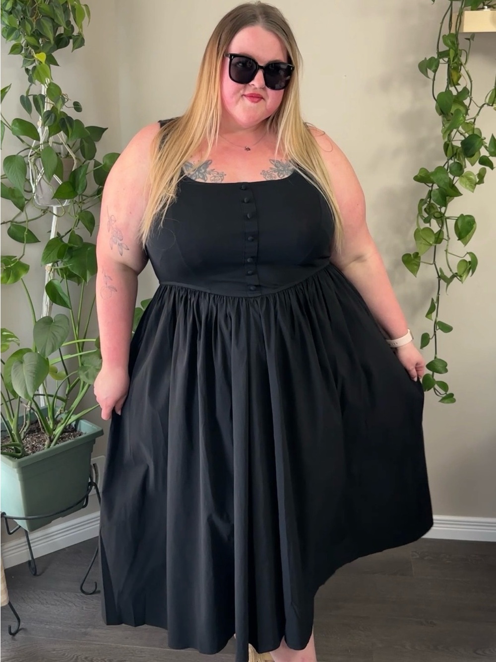 Plus-Size Black Sleeveless Button-Front Midi Dress